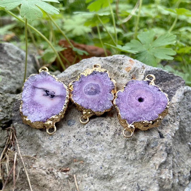 Pendentif irrégulier en pierre naturelle neuve 2 pièces