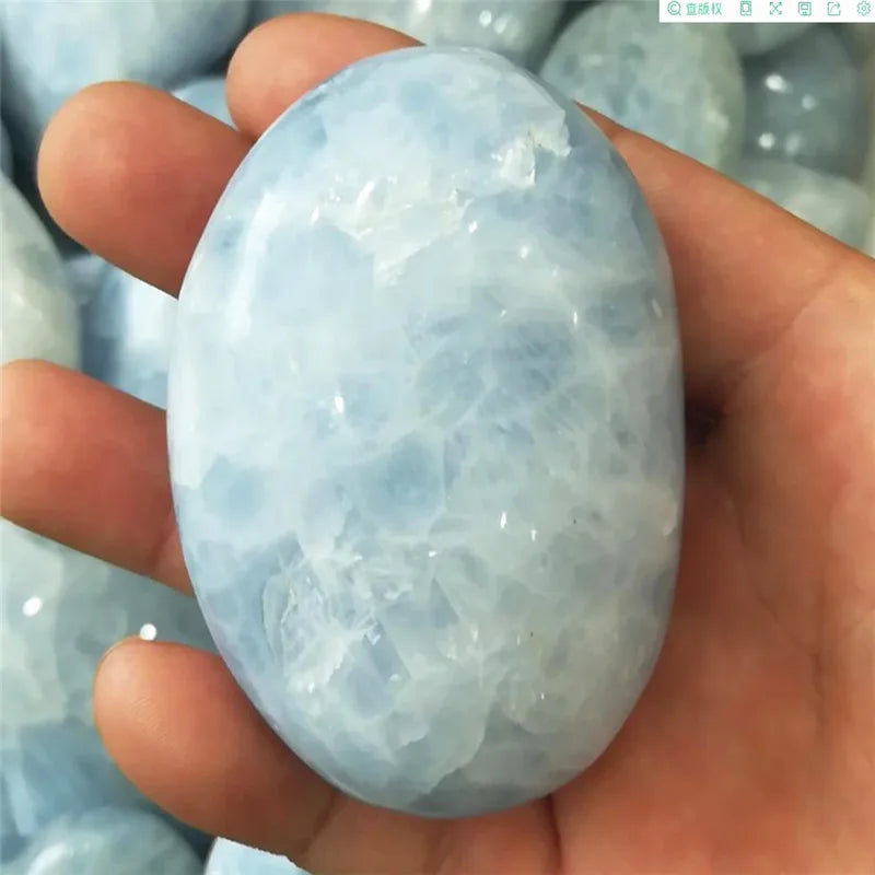 Pierre de guérison naturelle en cristal de célestine bleue