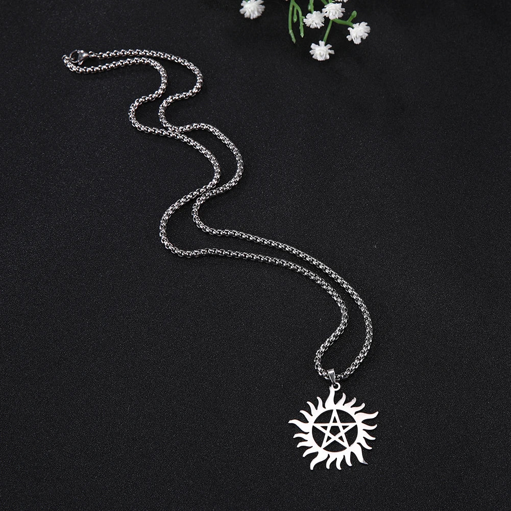 Collier Pentagramme Soleil en Acier Inoxydable Skyrim