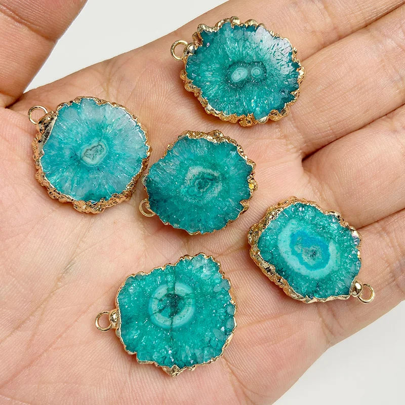 Pendentif irrégulier en pierre naturelle neuve 2 pièces