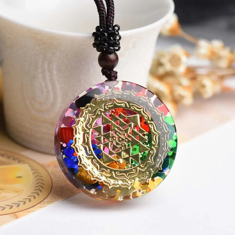 Collier Om et Géométrie Sacrée Fait a la Main