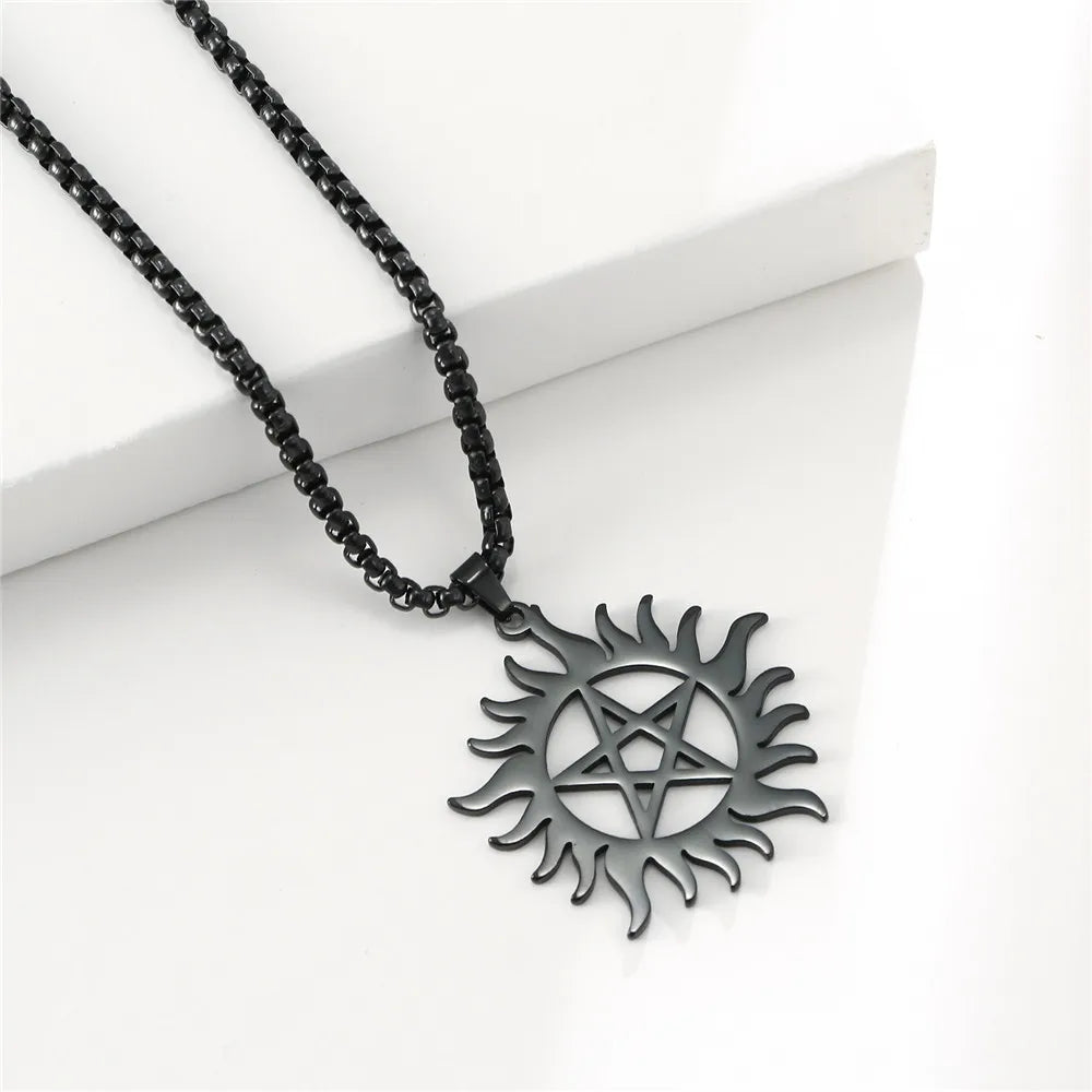 Collier Pentagramme Soleil en Acier Inoxydable Skyrim
