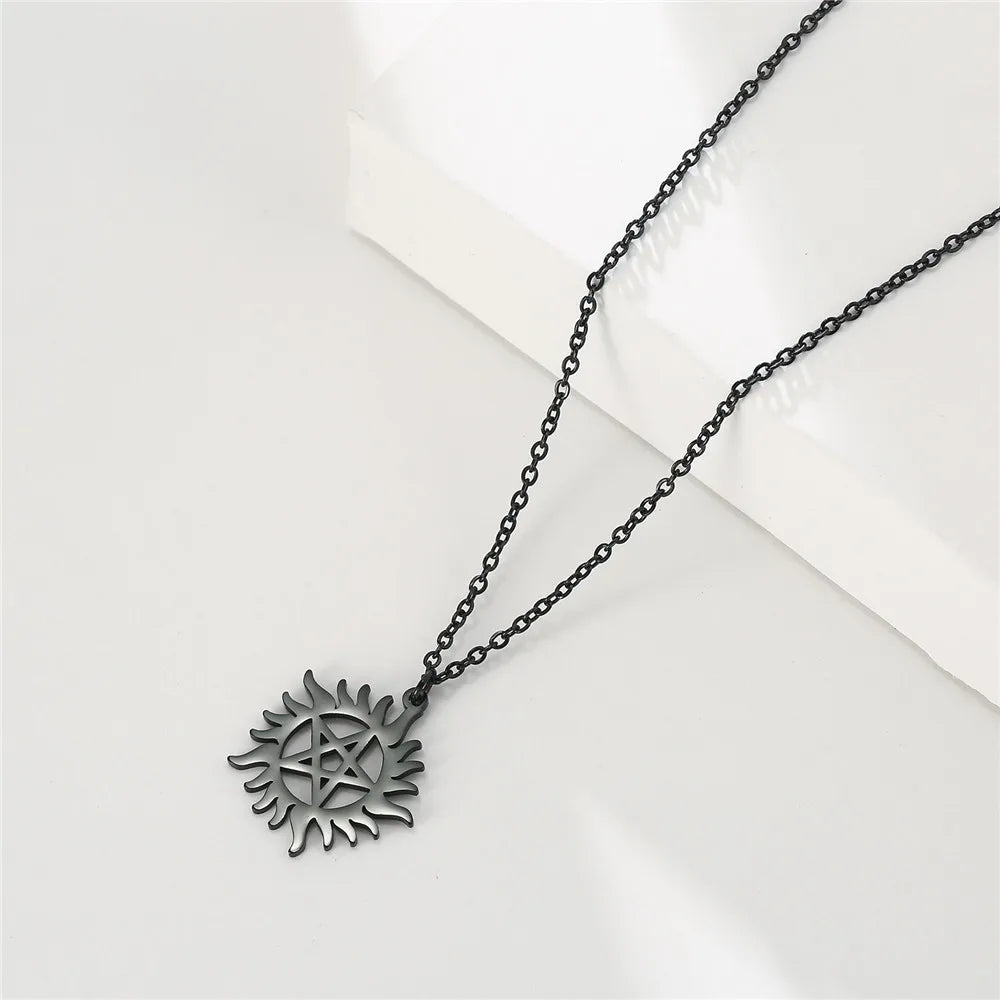 Collier Pentagramme Soleil en Acier Inoxydable Skyrim