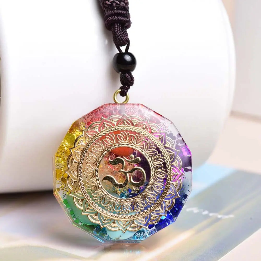 Collier Om et Géométrie Sacrée Fait a la Main