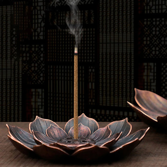 Brûleur d'encens en forme de fleur de lotus